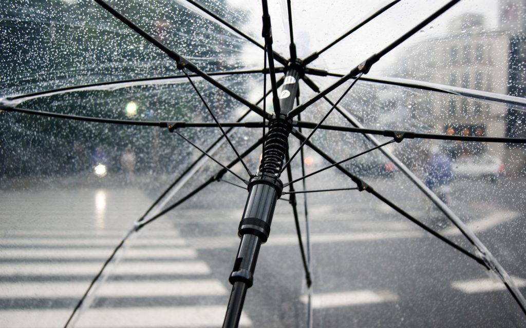 Спека та грози на заході й півночі: детальний прогноз погоди в Україні на 6 червня