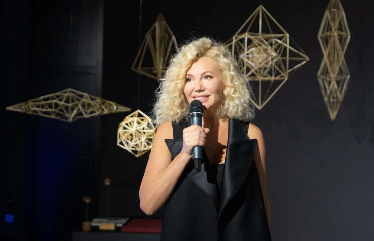 Скандал в художественных кругах: Олег Пинчук обвинил партнершу жены главы НБУ в присвоении скульптуры