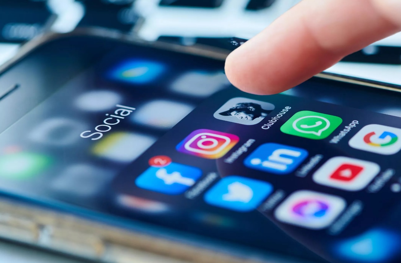 Яке свято 30 червня і хто відзначає сьогодні іменини