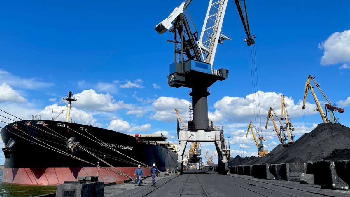 НАБУ расследует растрату 28,6 млн грн в порту «Южный»: газовая схема вела в фирму из окружения Януковича