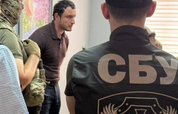 Фігурант справи СБУ Володимир Майструк не пояснив походження майна і «заробив» сотні тисяч на старій Audi