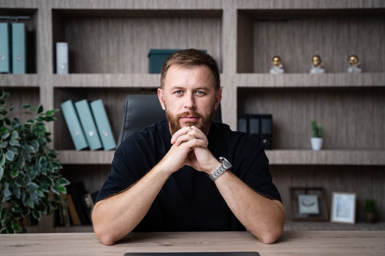 Алексей Попенко избежал заключения по делу Pin-Up: суд утвердил сделку с прокурором