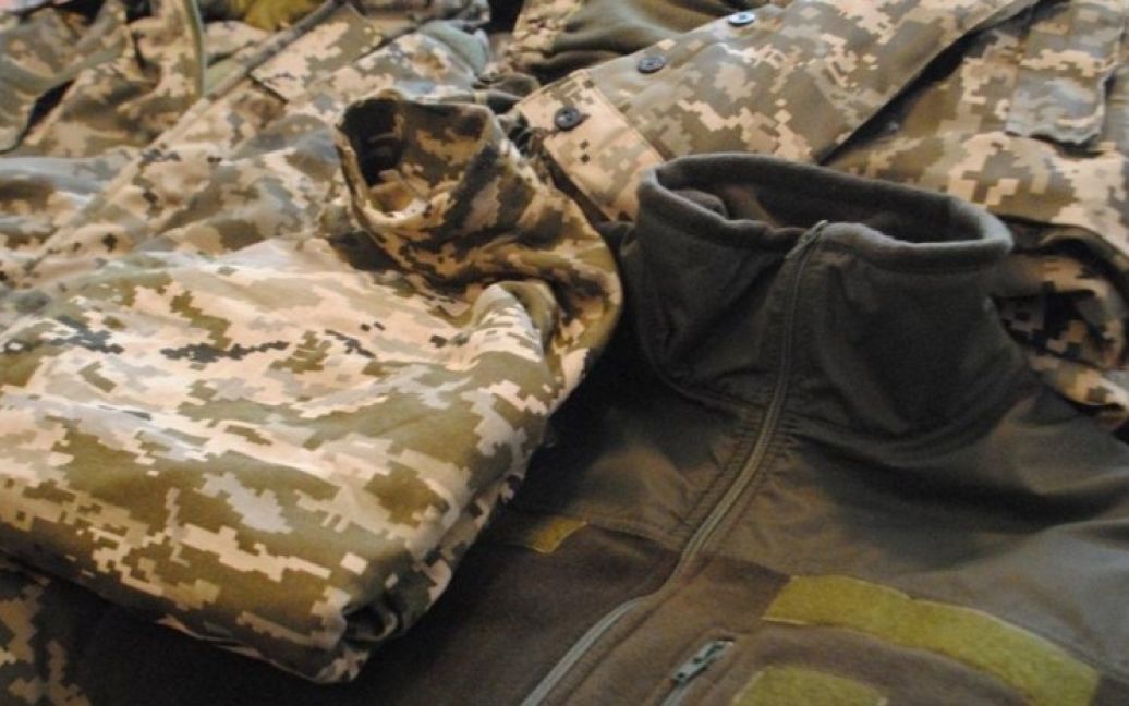 Скандальные "зимние" куртки снова в армии: суд разрешил использование одежды по делу на 900 миллионов