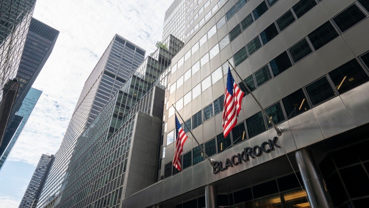 BlackRock припинила пошук інвесторів для відновлення України: що стало на заваді багатомільярдному фонду