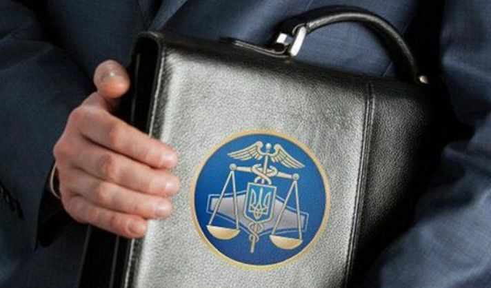 Інспекторка ДПС Ольга Саєнко забуває декларувати майно і авто, отримує подарунки від батька та продає нерухомість, якої не було