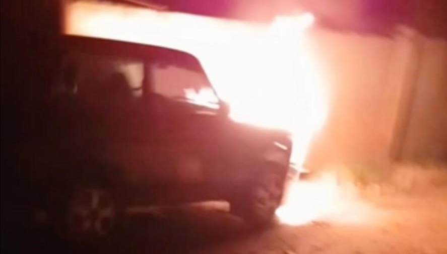 Агент "АТЕШ" уничтожил автомобиль подразделения "Ахмат" в Мариуполе