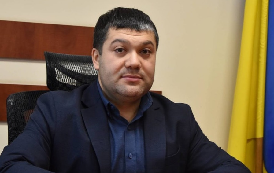 Прокурор с доходом 1,7 млн грн готовится к пенсии в 37 — Иса Танривердиев проходит медкомиссию