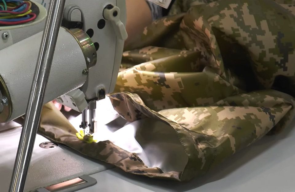 Знову без зимових штанів: МОУ вп’яте провалило закупівлю на 101 млн грн — постачальники ігнорують торги