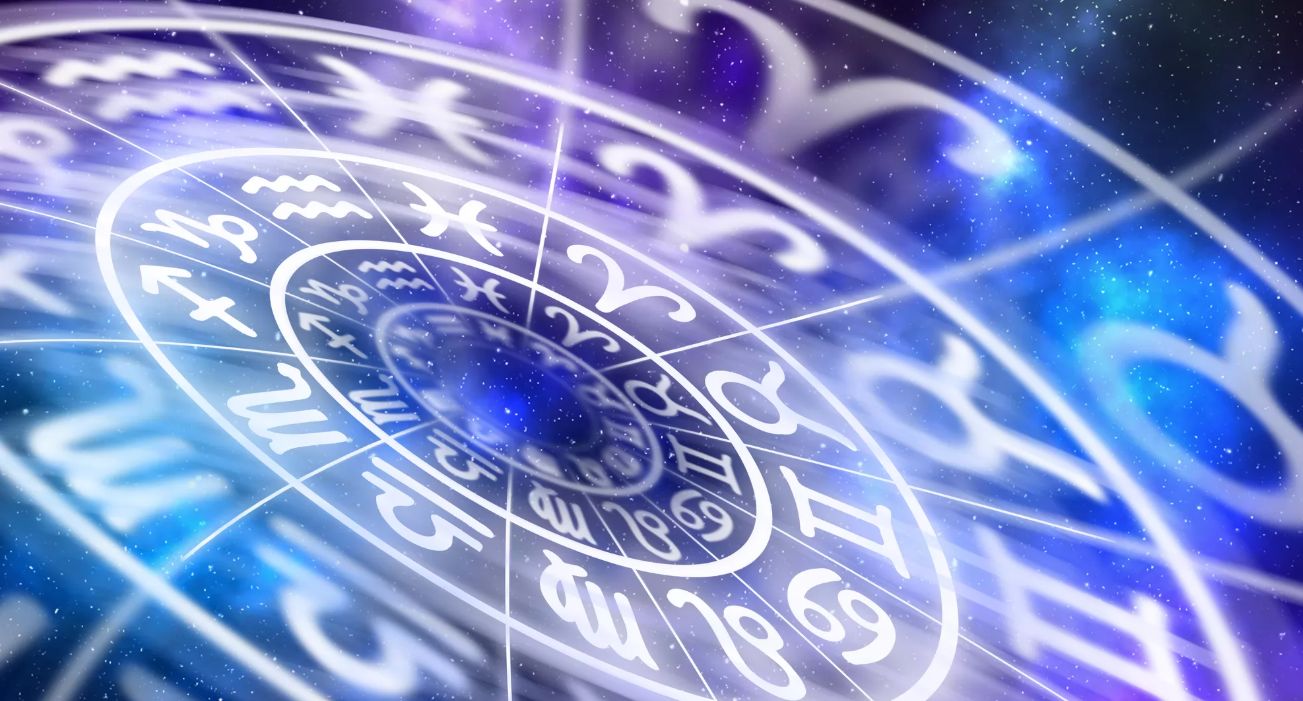 Кому из знаков зодиака улыбнется судьба: три счастливчика уик-энда 19–20 июля