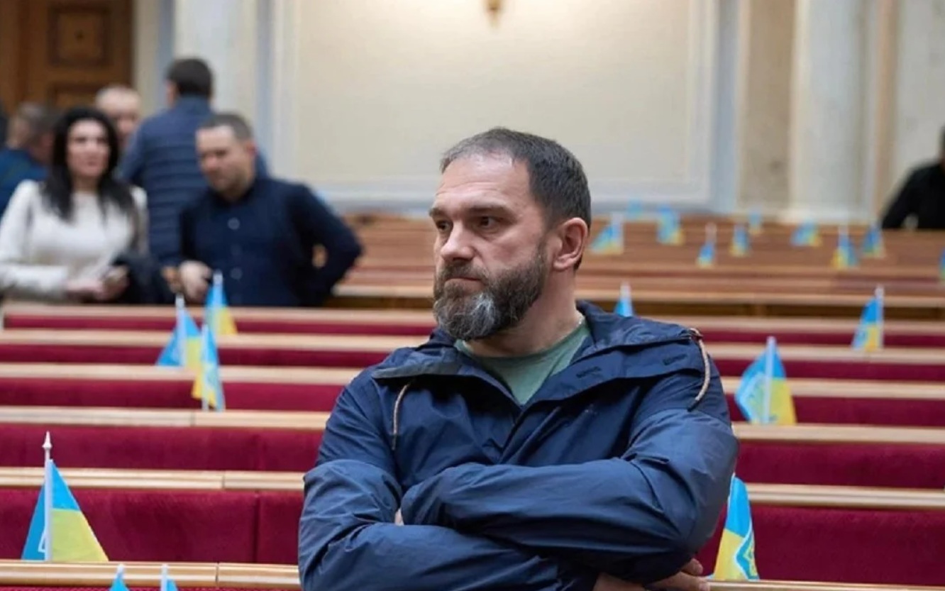 Обшук у депутата Романа Каптєлова: НАБУ зацікавило майно його дружини в Москві