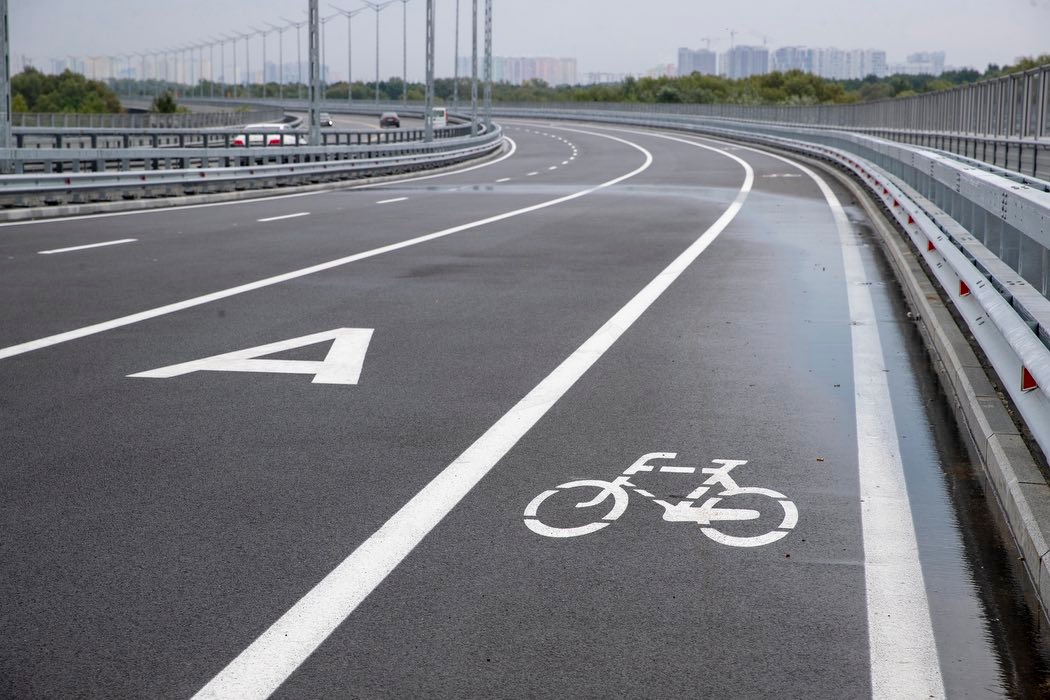 Подольский мост в Киеве откроют для движения по всем полосам