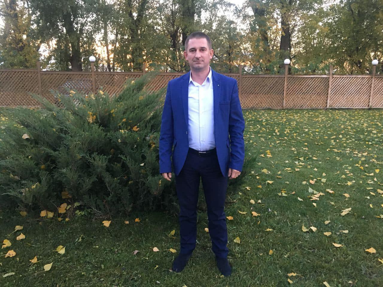 Начальник спецмайданчиків поліції Київщини Євгеній Завадський задекларував Mercedes за 25 тис. грн