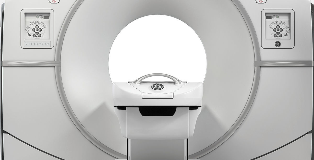 Київський онкоцентр придбав дефіцитний томограф ПЕТ-КТ за 80 млн грн у компанії, пов’язаній із відомими бізнесменами