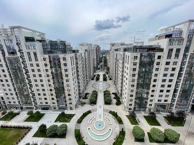 Эксглава Мукачевской РГА Сергей Гайдай оформил элитную недвижимость на гражданскую жену