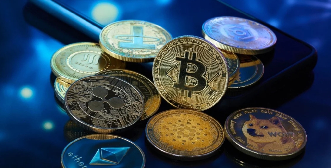 Верховна Рада розгляне законопроєкт про легалізацію крипторинку: пропонують 10% податку і правовий захист активів