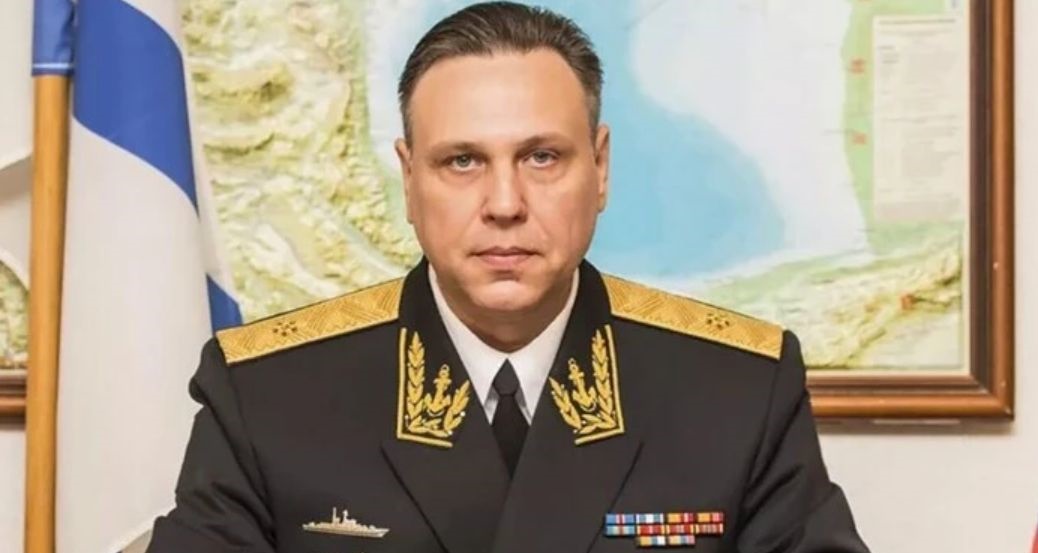 Командувач Чорноморського флоту РФ Сергій Пінчук отримав підозру за наказ захопити українське судно "Сапфір"