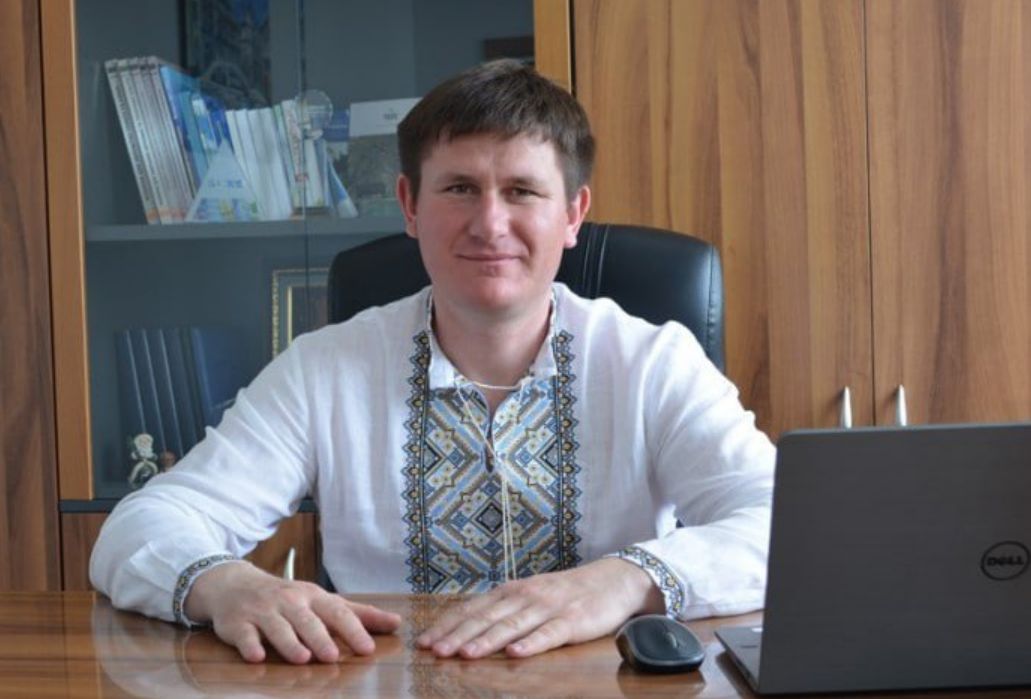 Директор ДП "Інформаційне агентство "Ре-Інформ" Олександр Погорілий задекларував 267 тисяч доларів готівкою після підозри у схемах з планшетами