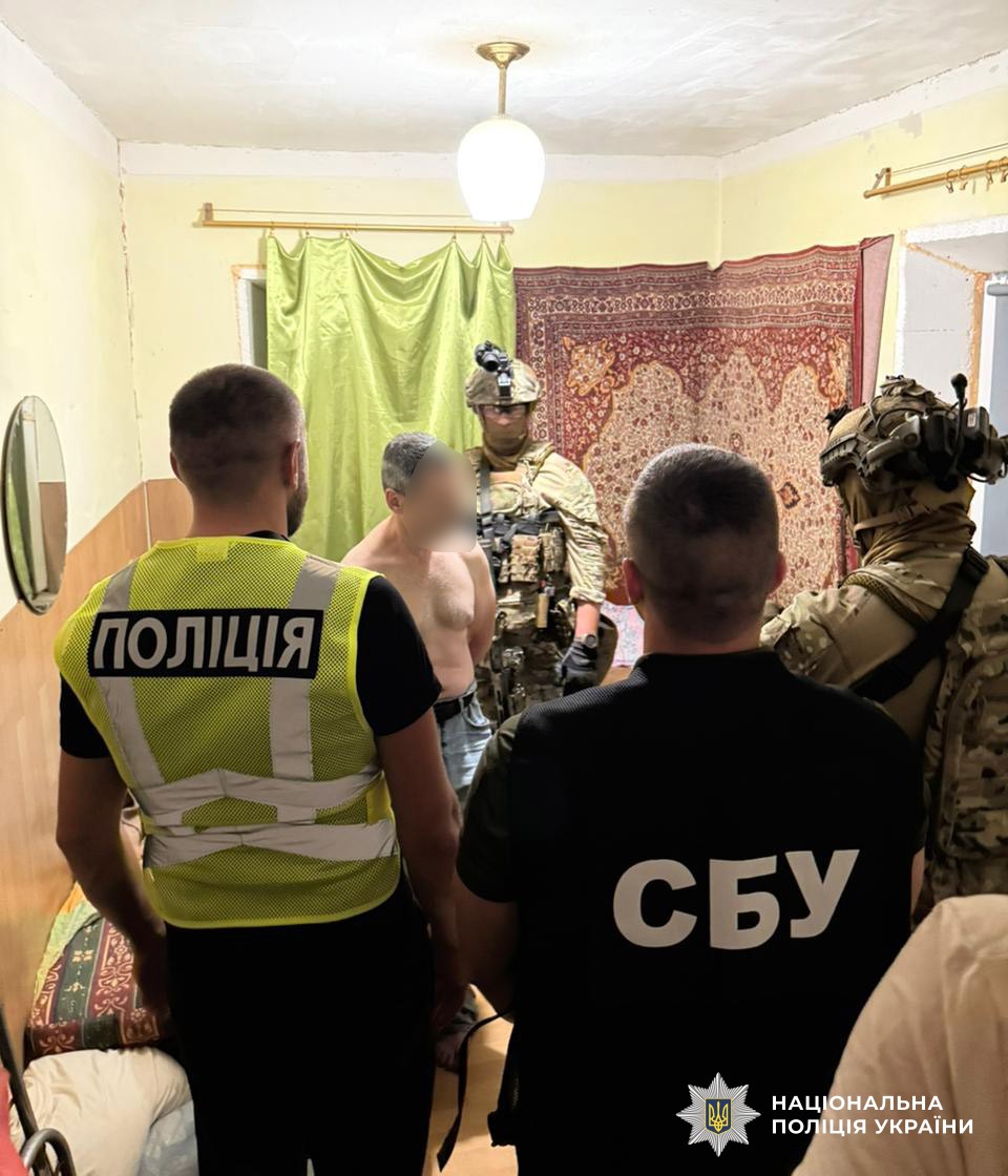 Поліція опублікувала фото підозрюваного у вбивстві Парубія: ЗМІ повідомляють про шантаж РФ