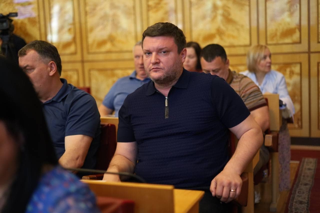 На Закарпатье депутату облсовета Георгию Горвату выдвинули подозрение в незаконной продаже дуба более чем на миллион гривен