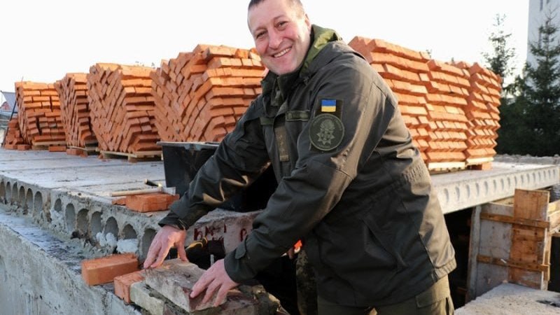 Михаил Кулик во второй раз в коррупционном скандале: армейские кровати обошлись государству в 2,6 млн грн