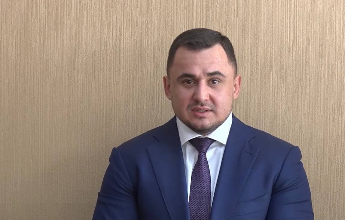 Сын люстрированного зампрокурора Анатолий Кузьменко живет в элитном комплексе Днепра