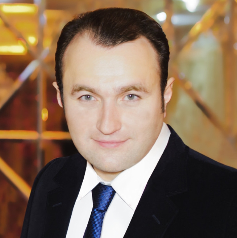 Максим Кріппа