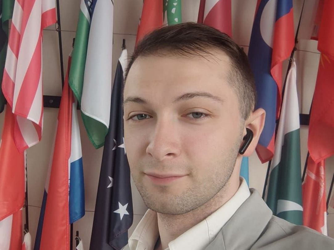 Працівник АРМА Давид Алханішвілі відмовився повертатися з відрядження