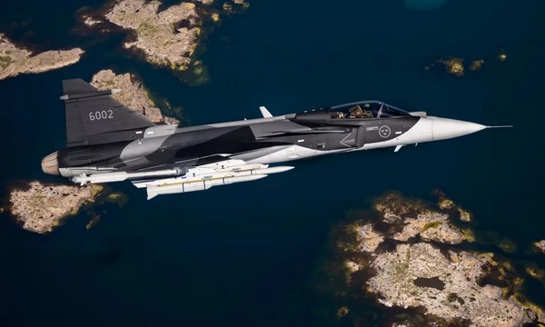 Saab готова відкрити завод Gripen в Україні: що відомо про контракт на винищувачі
