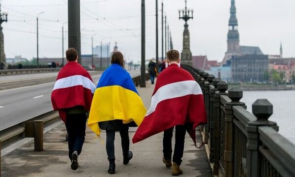Латвія скорочує допомогу українським біженцям: що зміниться