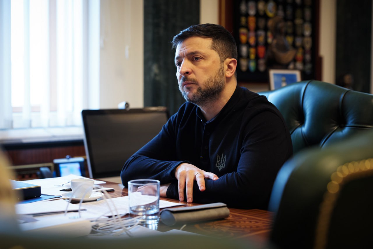 Зеленский о переговорах в Абу-Даби: Украина готова к компромиссам, но не уступит территорию