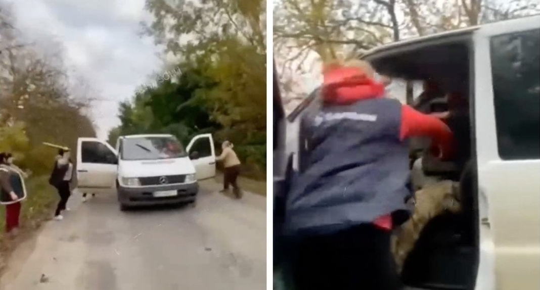 Жінки атакували службовий автомобіль ТЦК у Стріхівцях: поліція розслідує інцидент