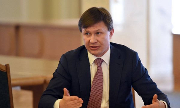 НБУ ліквідує "РВС Банк" екснардепа Руслана Демчака: вкладникам повернуть 456 млн грн