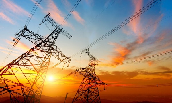 Враг повредил все крупные ТЭС и ГЭС: экспортирует ли Украина свет за границу