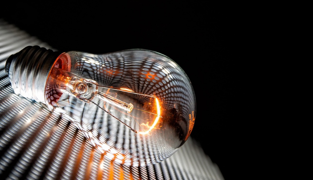 До 4 черг без світла: "Укренерго" опублікувало графіки відключень на 13 листопада