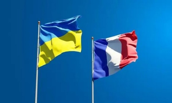 Украина заказала у Франции 100 истребителей Rafale: Зеленский назвал соглашение историческим