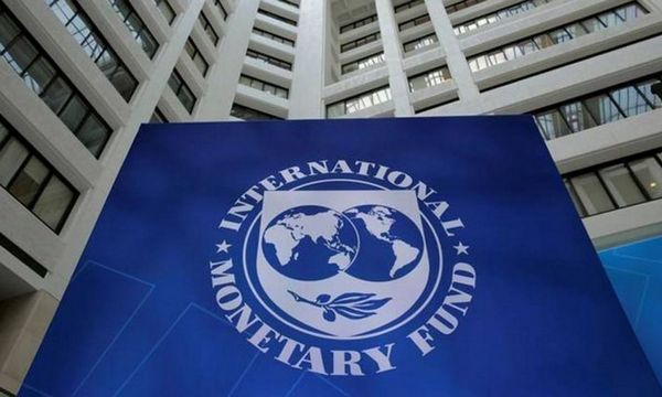 МВФ предлагает Украине новую четырехлетнюю программу на $8 млрд – Рада назвала сумму меньше ожидаемой