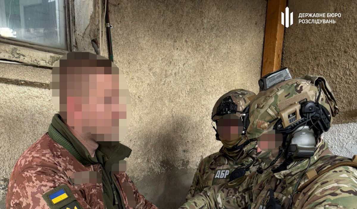 На Прикарпатье задержали руководителя ТЦК, который избивал и унижал военнообязанных