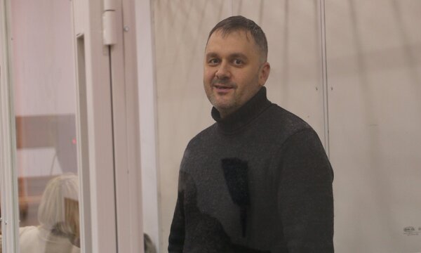 Детективу НАБУ Гусарову, якого підозрюють у держзраді, пом’якшили запобіжний захід