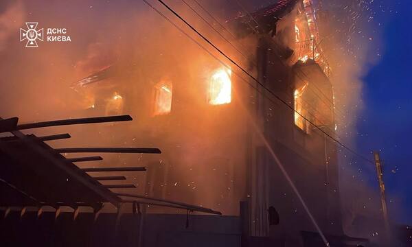 Атака на Киев: есть раненые, пожары и падения обломков в нескольких районах столицы
