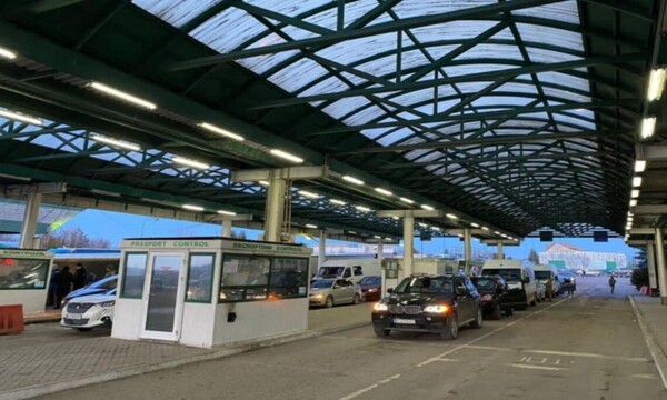 КПП між Україною та Молдовою працюють з обмеженнями: як зараз перетнути кордон і кого пропускають