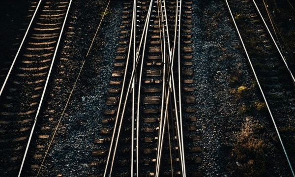 Польша выдала ордера на арест двух граждан Украины, подозреваемых в подрыве железной дороги