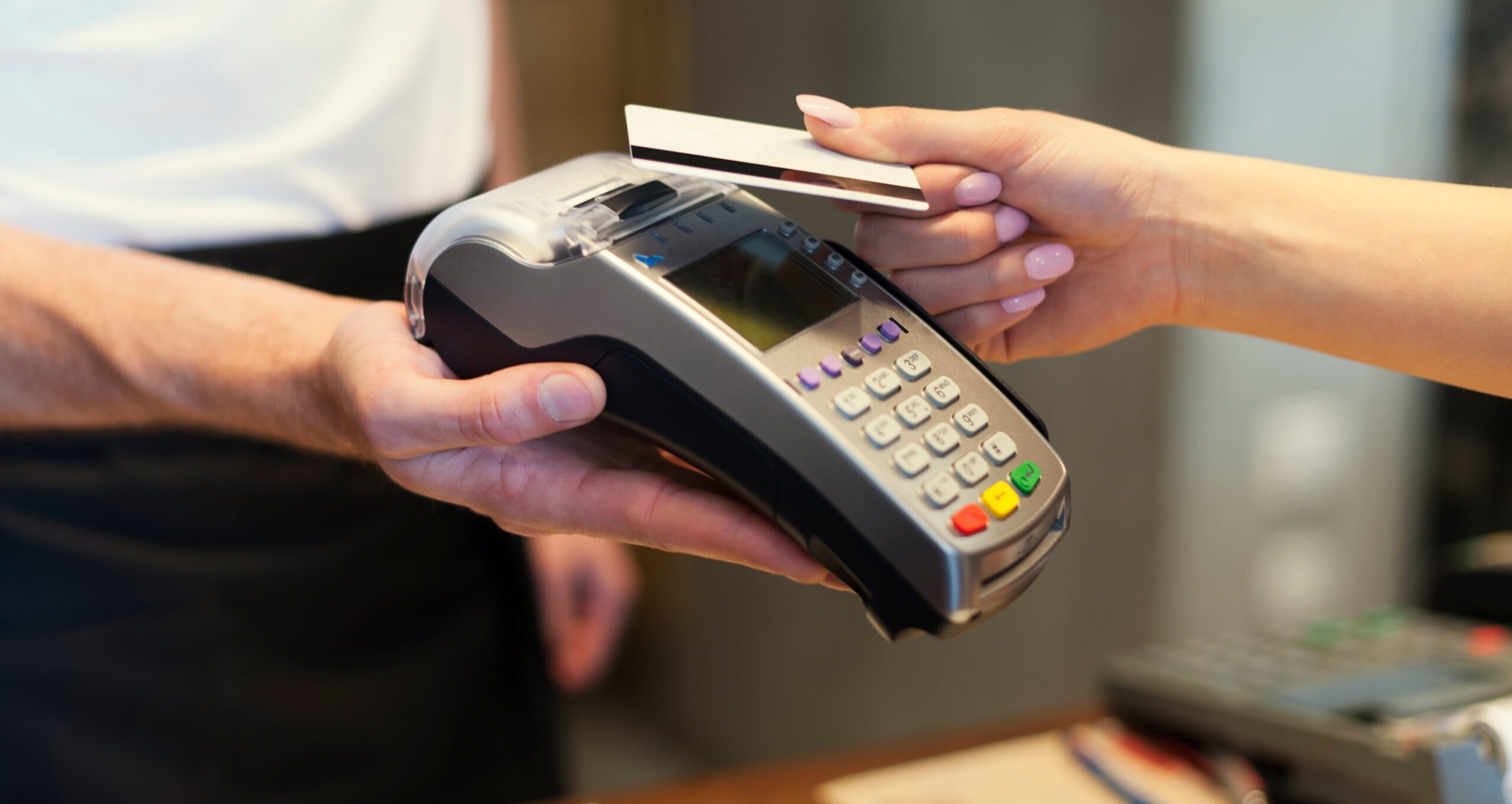 POS-терминалы станут обязательными: что изменится для ФЛП 1 группы с 1 января 2026 года