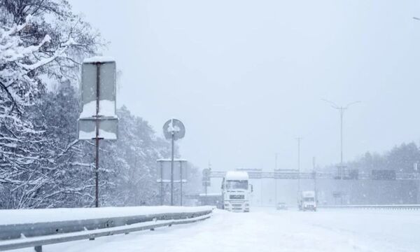 Сильный ветер и метели: синоптики предупредили о непогоде 26 декабря