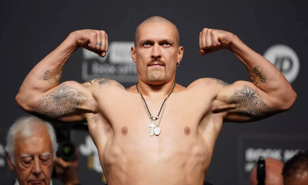 Александр Усик возглавил рейтинг лучших боксеров мира по версии The Ring