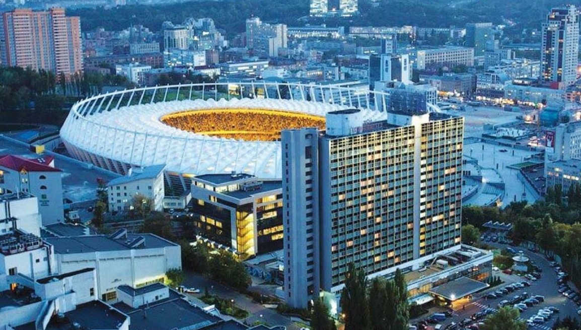 Банк Тигипка получит право продать отель в центре Киева за долги компаний, связанных с российским олигархом