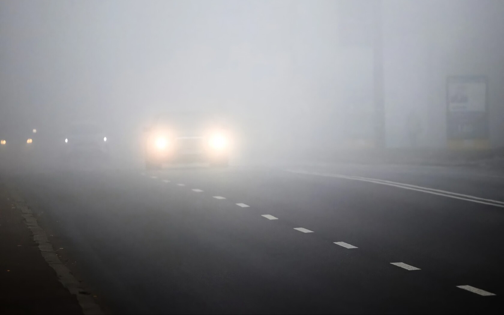 Синоптики попередили киян про туман і жовтий рівень небезпечності 16 грудня