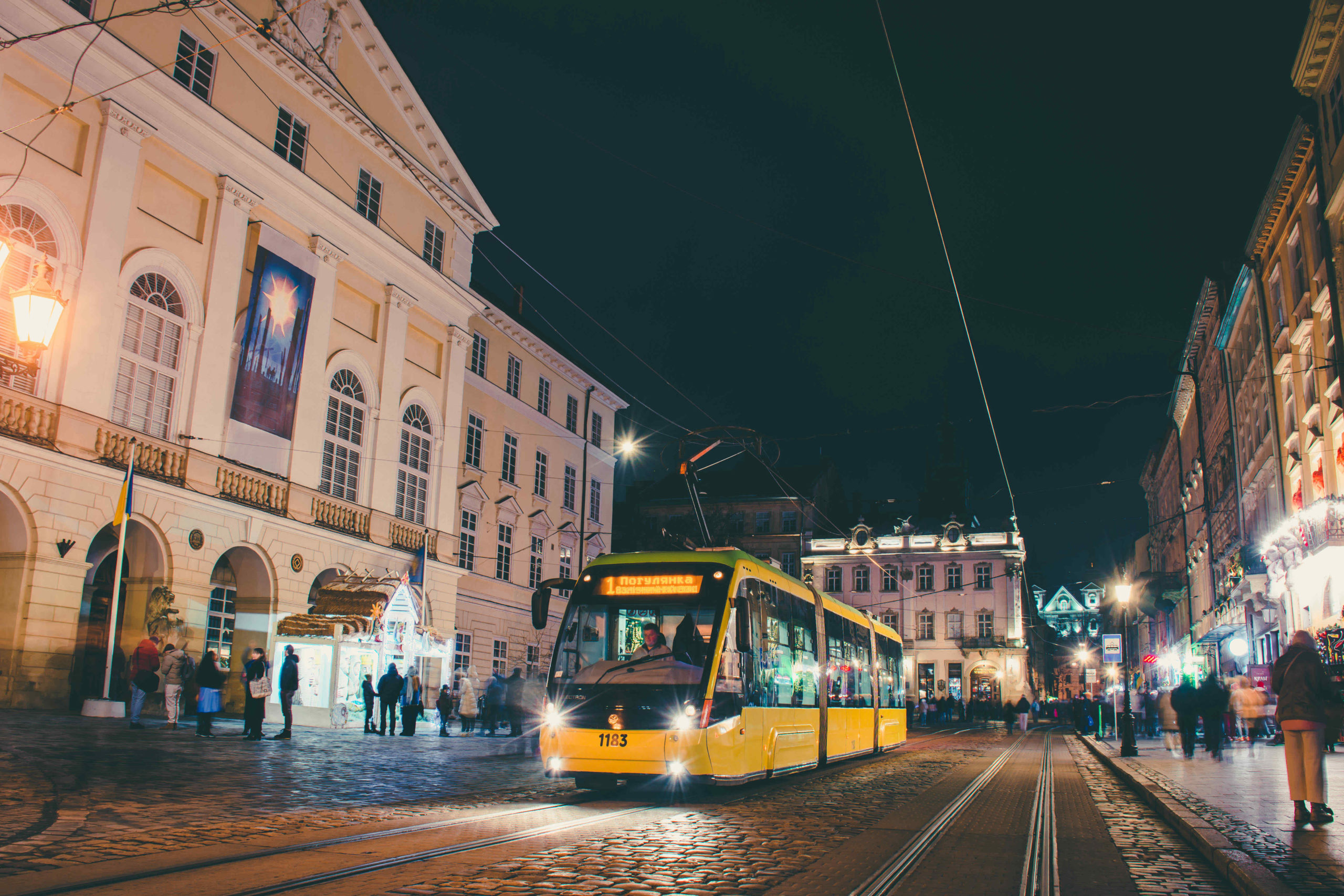 Во Львове из-за изменения критичности без света остались больницы и весь электротранспорт