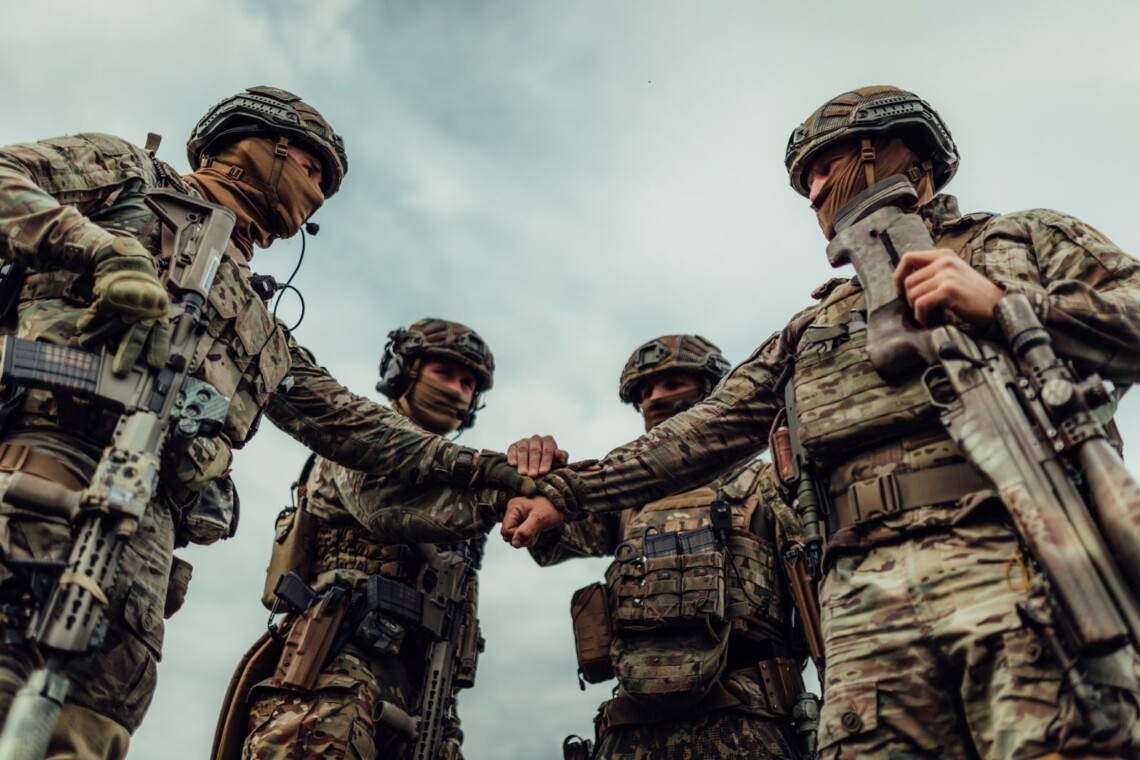 Украина согласовала многоуровневый план реагирования на нарушение перемирия со стороны России, — Financial Times