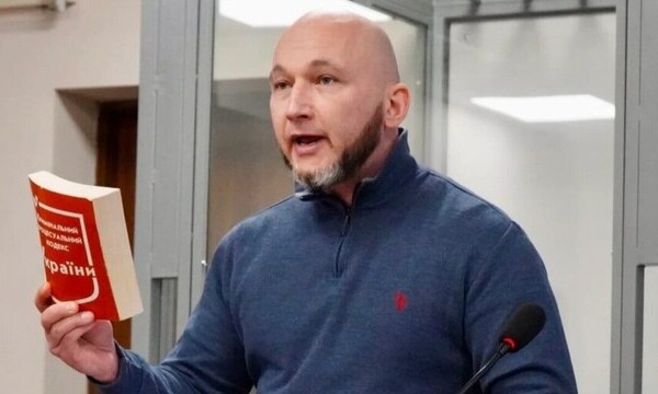 Суд уменьшил залог бывшему судье Алексею Тандыру, который сбил насмерть нацгвардейца