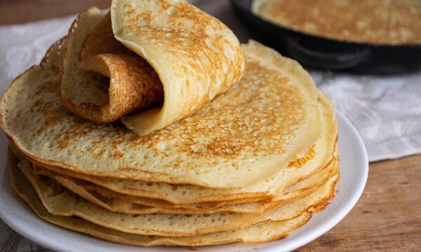 Всего три ингредиента: как приготовить совершенные блины
